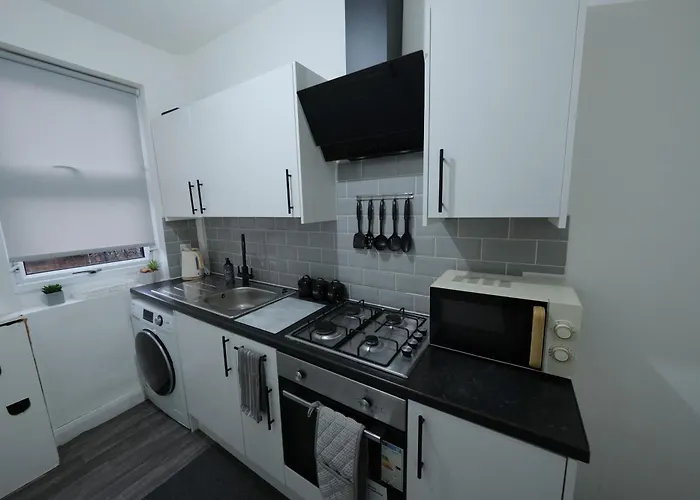 Near Centre & St Hospital בית נופש לידס